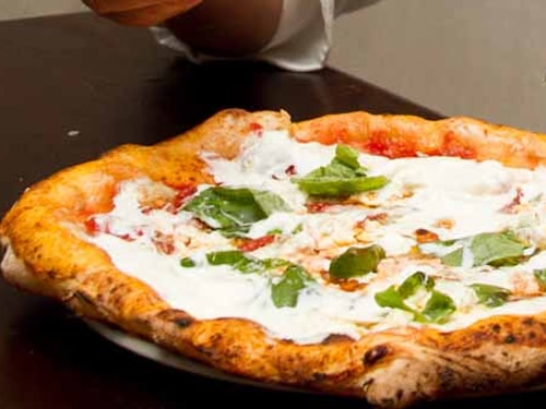 Dopo la pizza ai Quattro formaggi, arriva quella ai Quattro latti di Gino Sorbillo Foto